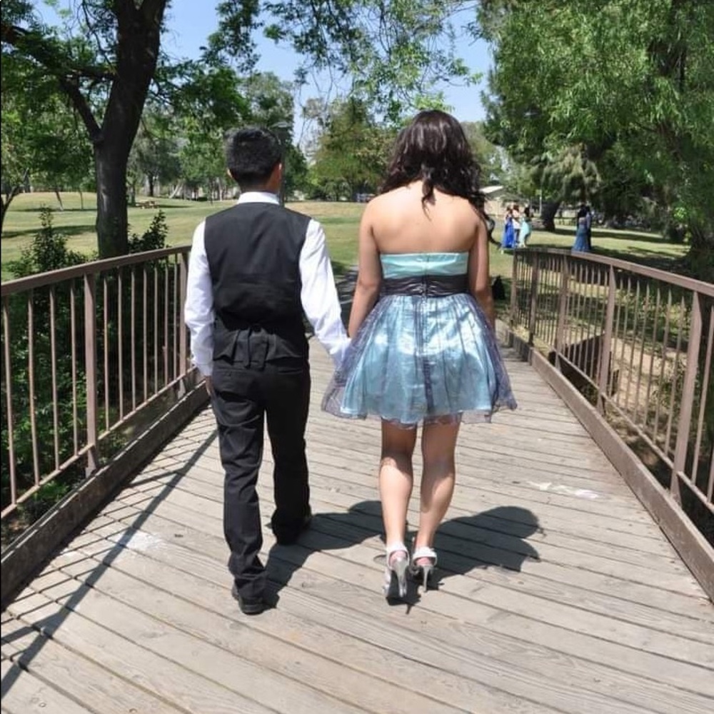 Prom Dress - Picture 4 of 5